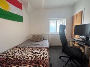 Photo 2- click for photo gallery